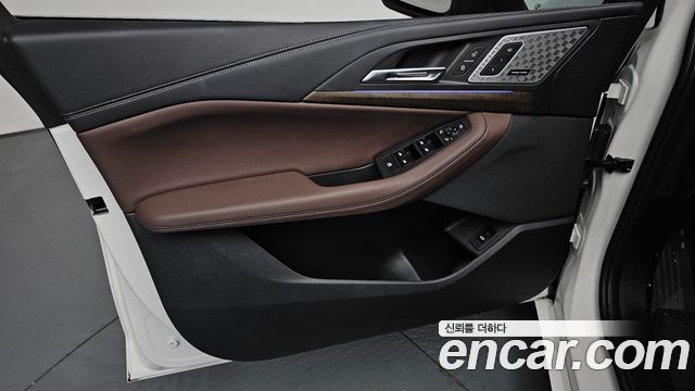 BMW 2-Series 220i Luxury