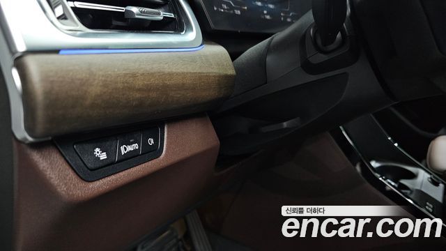 BMW 2-Series 220i Luxury