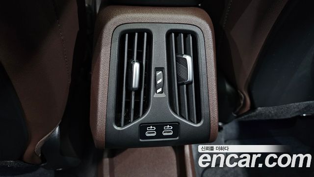 BMW 2-Series 220i Luxury