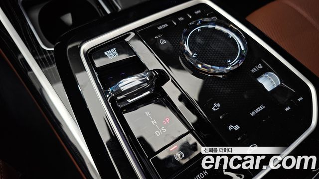 BMW 7-Series 740d xDrive M Sport
