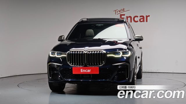 BMW X7 M50i 6STR