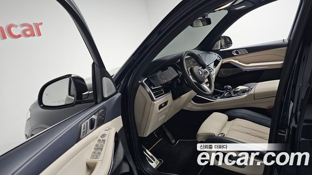 BMW X7 M50i 6STR