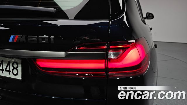 BMW X7 M50i 6STR