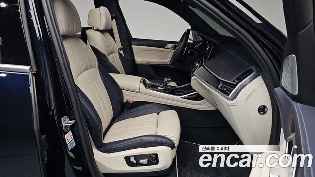 BMW X7 M50i 6STR