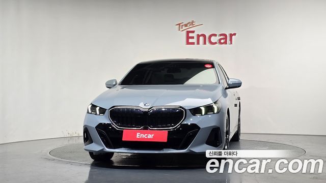 BMW 5-Series 520i Special Edition