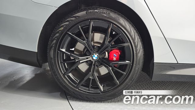 BMW 5-Series 520i Special Edition