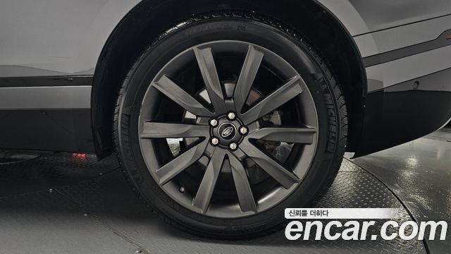Land Rover Range Rover Velar 3.0 P380 R-Dynamic SE