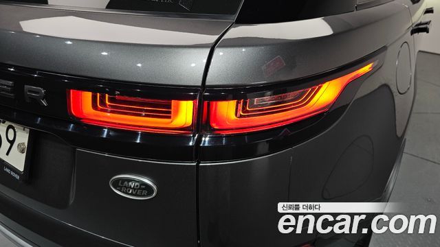 Land Rover Range Rover Velar 3.0 P380 R-Dynamic SE