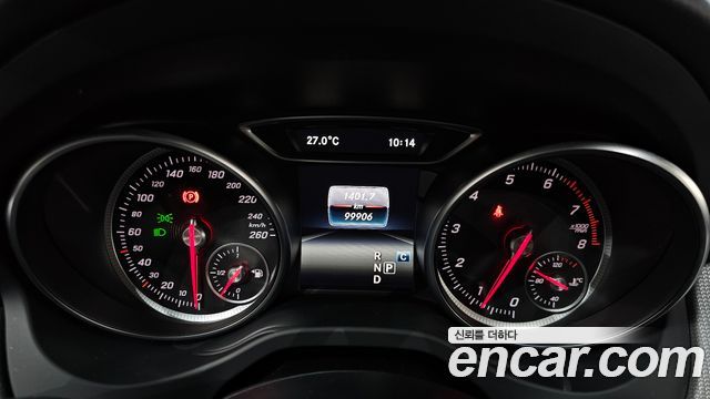 Mercedes-Benz CLA-Class CLA250 4MATIC