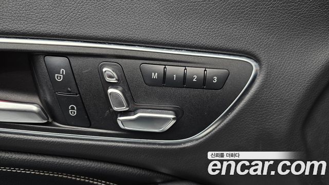 Mercedes-Benz CLA-Class CLA250 4MATIC