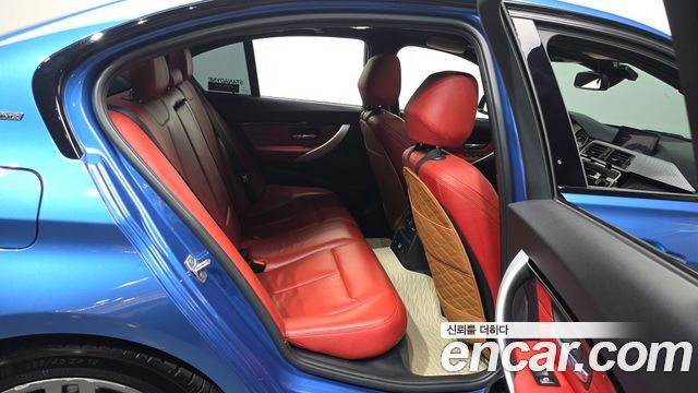 BMW 3-Series 330e iPerformance M Sport