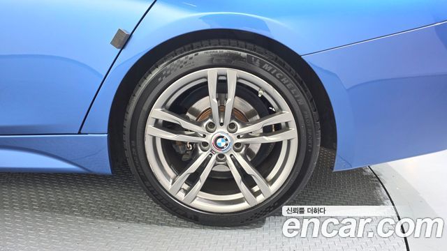 BMW 3-Series 330e iPerformance M Sport