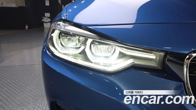 BMW 3-Series 330e iPerformance M Sport