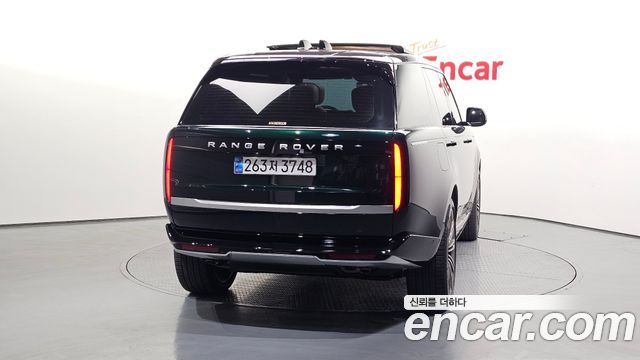 Land Rover Range Rover P530 Autobiography Long Wheel Base