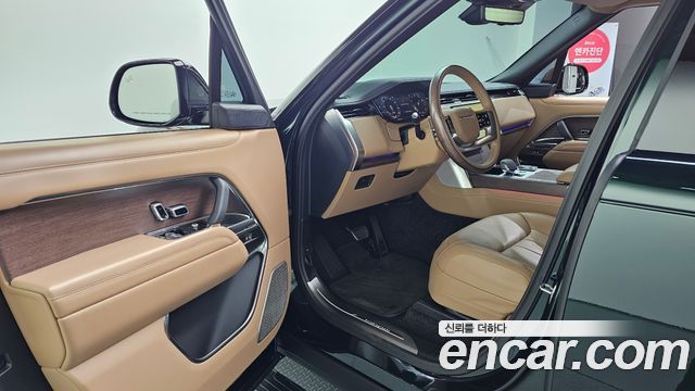 Land Rover Range Rover P530 Autobiography Long Wheel Base