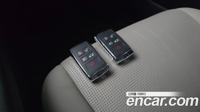 Land Rover Discovery Sport P250 S