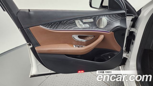 Mercedes-Benz E-Class E350 4MATIC Avantgarde