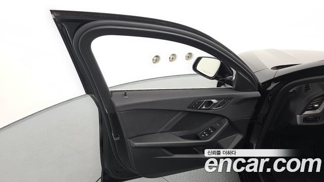 BMW 1-Series 118d Joy First Edition