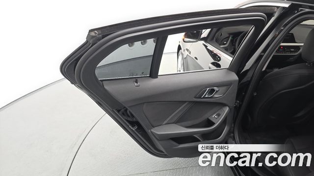 BMW 1-Series 118d Joy First Edition
