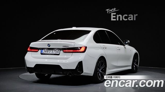 BMW 3-Series 320i M Sport