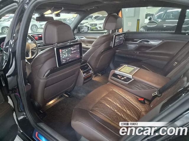 BMW 7-Series 730Ld xDrive Design Pure Excellence