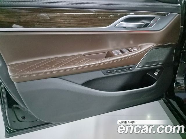 BMW 7-Series 730Ld xDrive Design Pure Excellence