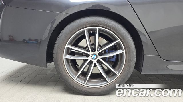 BMW 5-Series 520i M Sport