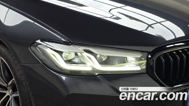BMW 5-Series 520i M Sport