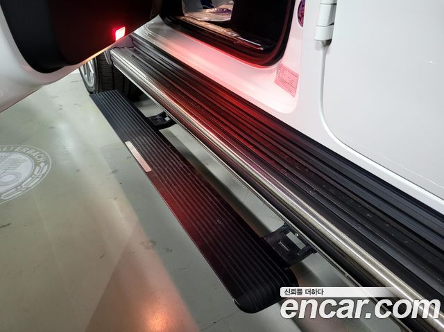 Mercedes-Benz G-Class AMG G63