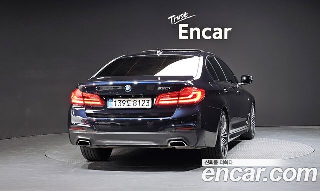 BMW 5-Series 530i M Sport Package Plus