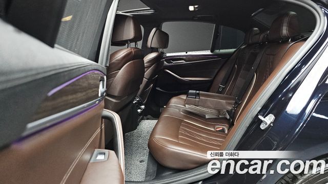 BMW 5-Series 530i M Sport Package Plus