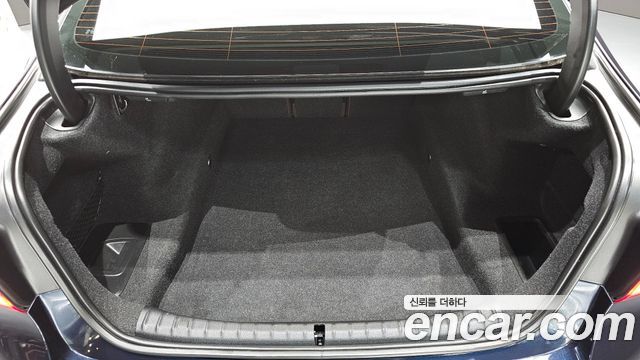 BMW 5-Series 530i M Sport Package Plus