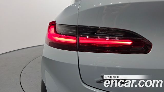 BMW X4 xDrive20i M Sports Pro