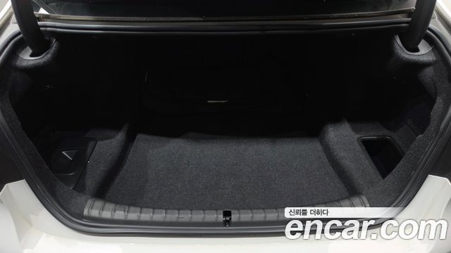 BMW 5-Series 530i M Sport Package Plus