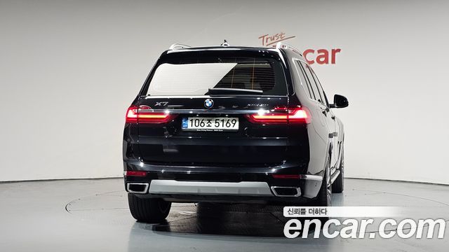 BMW X7 xDrive 40i Design Pure Excellence 7-Seater