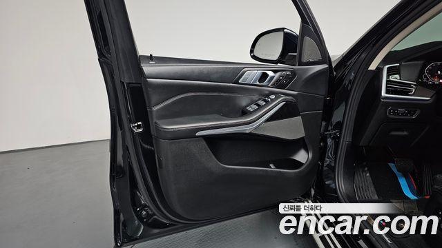 BMW X7 xDrive 40i Design Pure Excellence 7-Seater