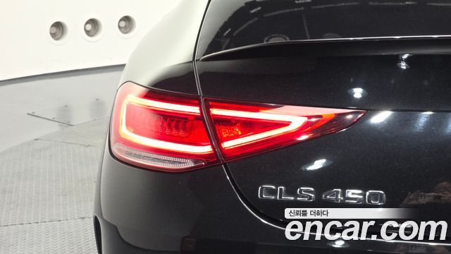 Mercedes-Benz CLS-Class CLS450 4MATIC AMG Line