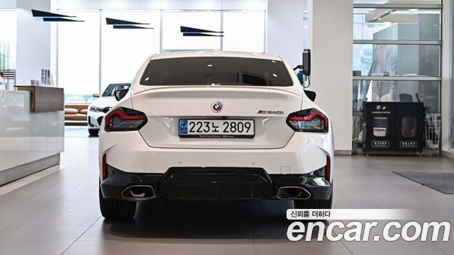 BMW 2-Series M240i xDrive Coupe