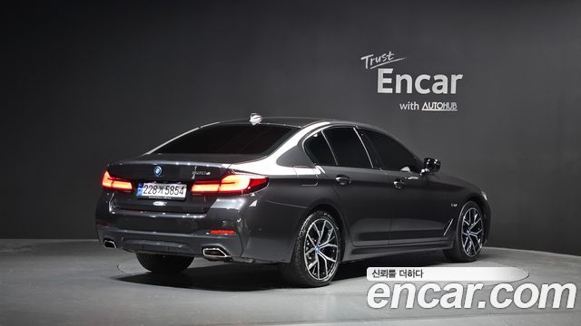 BMW 5-Series 530e M Sport