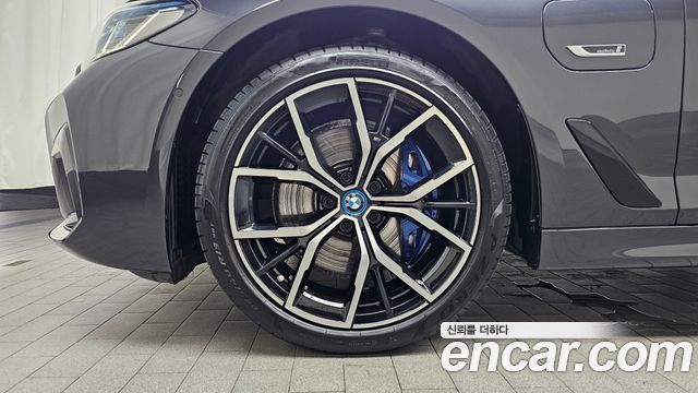 BMW 5-Series 530e M Sport