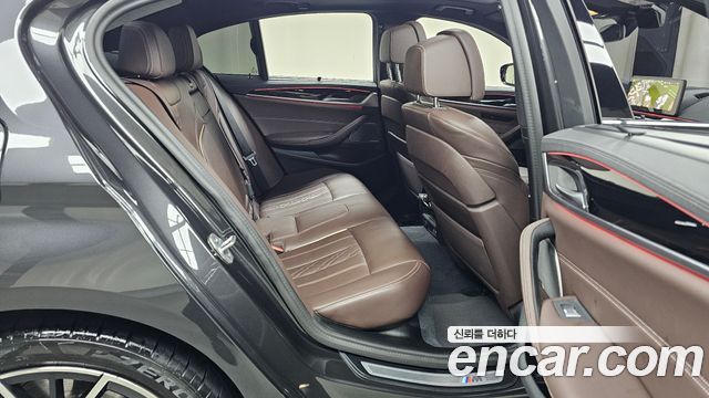 BMW 5-Series 530e M Sport