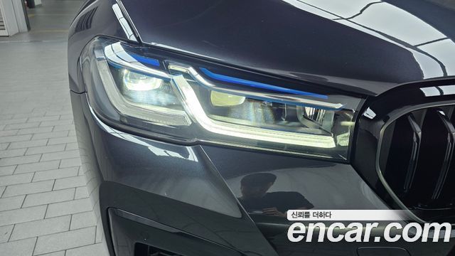 BMW 5-Series 530e M Sport