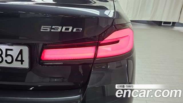 BMW 5-Series 530e M Sport