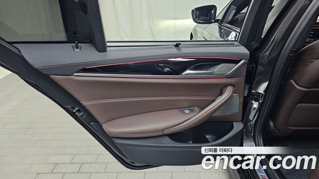 BMW 5-Series 530e M Sport