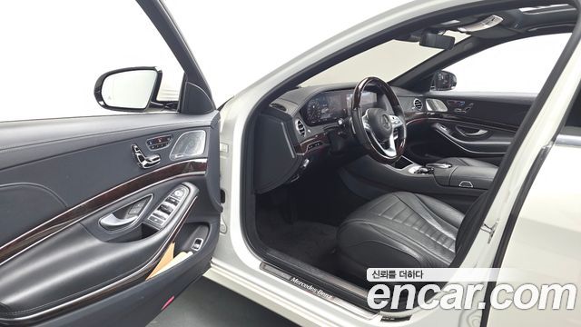Mercedes-Benz S-Class S560L 4MATIC
