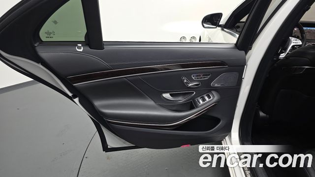 Mercedes-Benz S-Class S560L 4MATIC