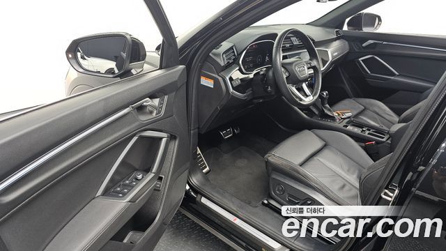 Audi Q3 35 TDI Premium Sportback