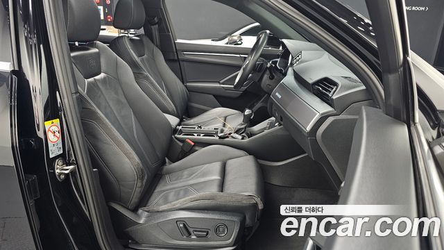 Audi Q3 35 TDI Premium Sportback
