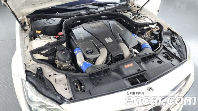 Mercedes-Benz CLS-Class CLS63 AMG 4MATIC