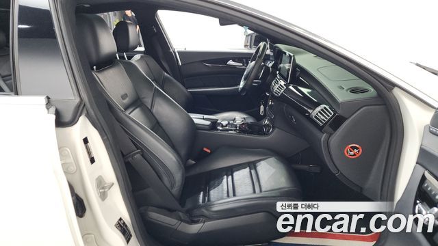 Mercedes-Benz CLS-Class CLS63 AMG 4MATIC
